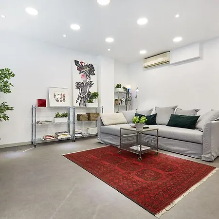 Chloe Boutique Apartments Apollo-3